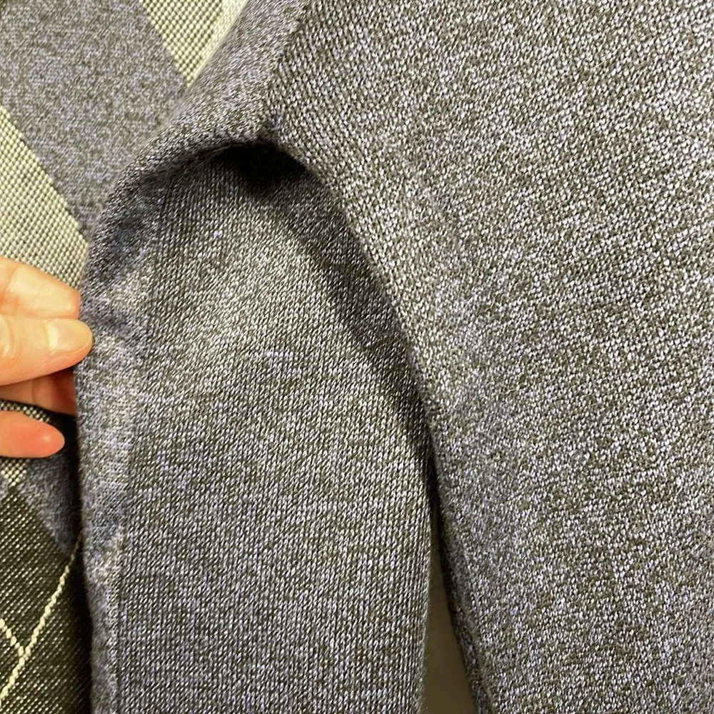 Men’s Ballantrae Edinburgh knit sweater medium